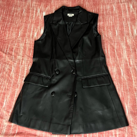 NWT JASON WU Double Breasted Lapel Faux Leather Black Sleeveless Vest sz M - Picture 2 of 6